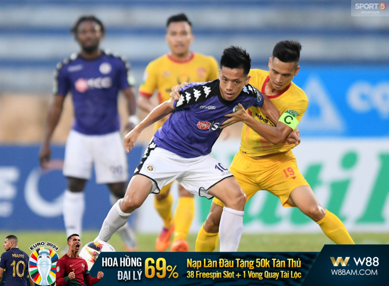 You are currently viewing NHẬN ĐỊNH NAM ĐỊNH VS HÀ NỘI: GIÓ ĐẢO CHIỀU? (18H00, 28/2)